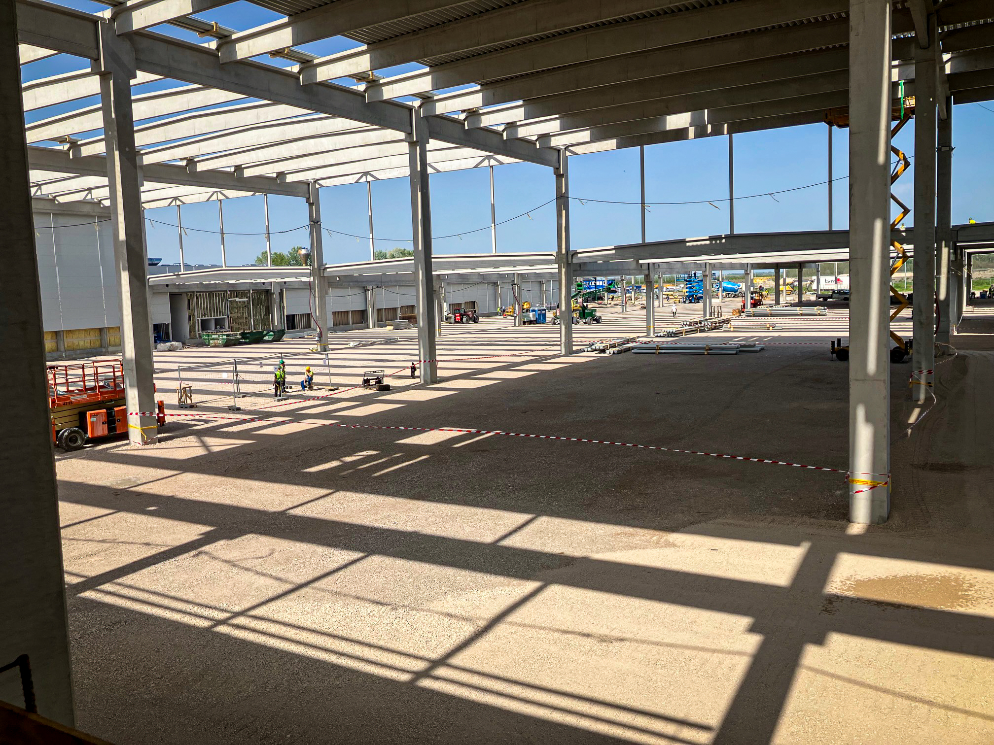 DUNAVECSEI GYÁRBŐVÍTÉSI ÉPÍTÉSI MUNKÁK